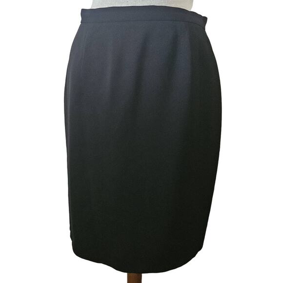 Black Knee Length Pencil Skirt Size 6 - Picture 1 of 5